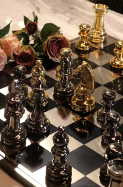 Gry*KARE Design Dekoracja Chess 60x60 Cm