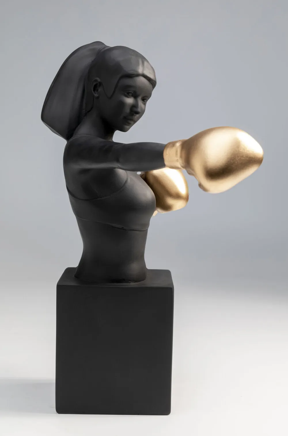 Figurki Dekoracyjne*KARE Design Figurka Dekoracyjna Bokser Złoto-czarna 25x40 Cm
