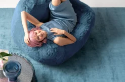 Fotele*KARE Design Fotel Duży Niebieski Tkanina Futrzana 105 Cm