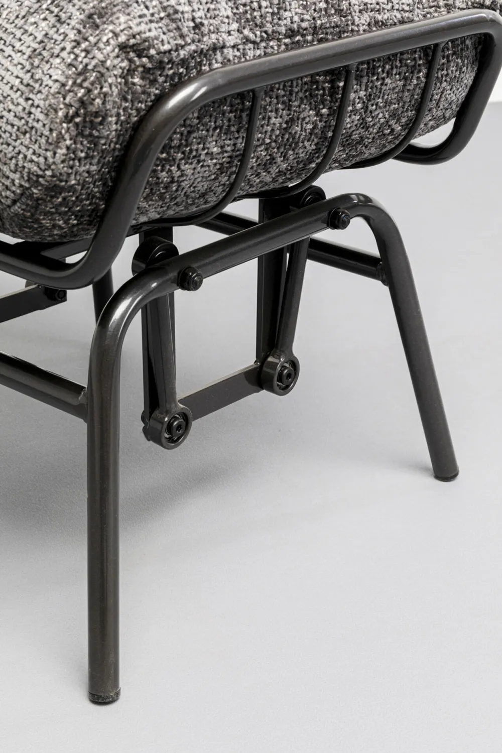Fotele*KARE Design Fotel Szary Z Podnóżkiem Funkcja Bujania Nogi Czarne