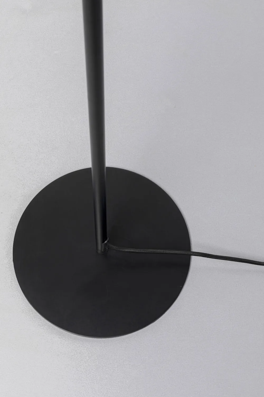 Lampy Podłogowe*KARE Design Lampa Podłogowa Z Kolorowym Kloszem Podstawa Czarna Ø45x160 Cm
