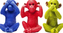Skarbonki*KARE Design Skarbonka Monkey Mizaru 24x35 Cm Niebieska