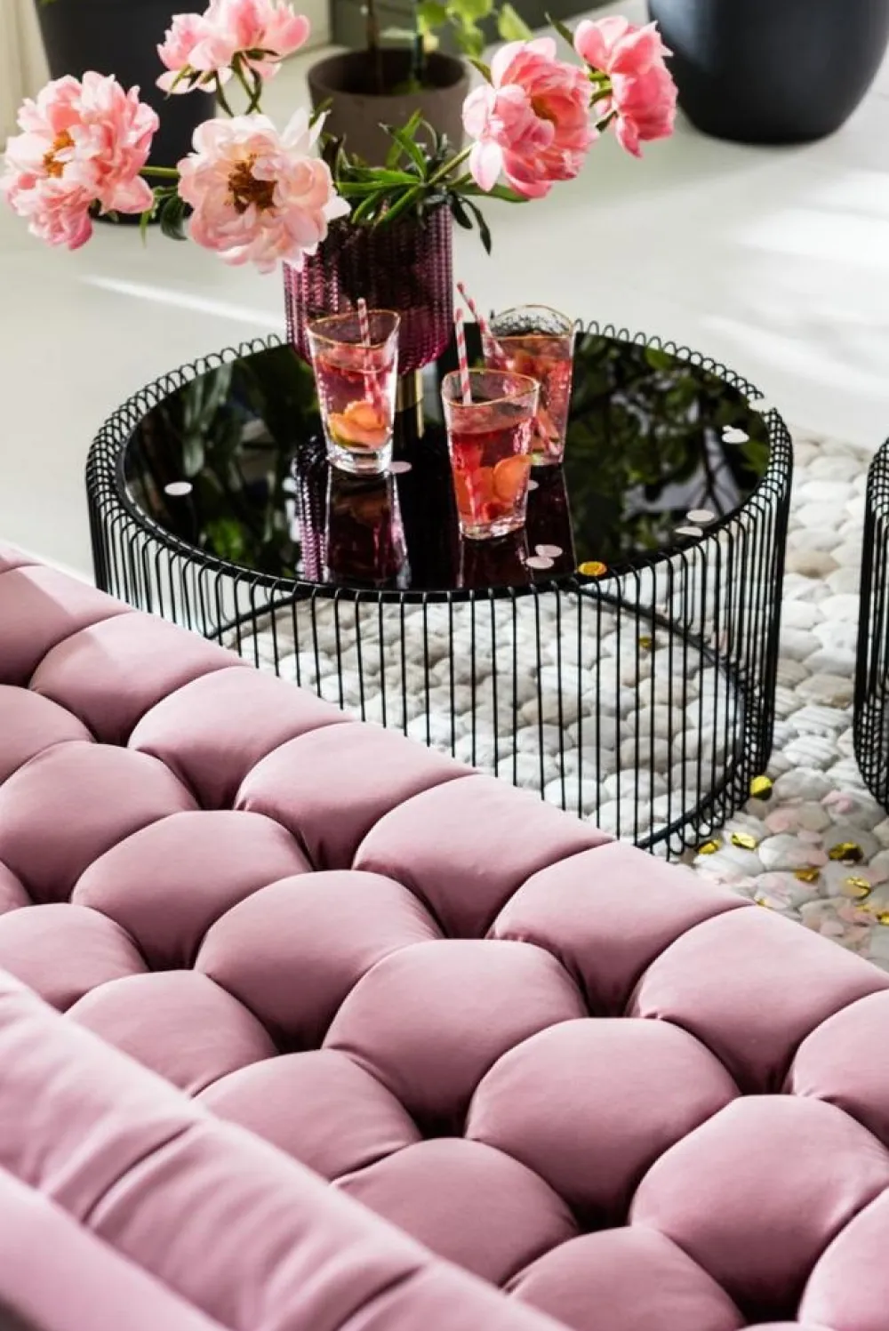 Sofy*KARE Design Sofa Milchbar 223x83 Cm Welwetowy Róż
