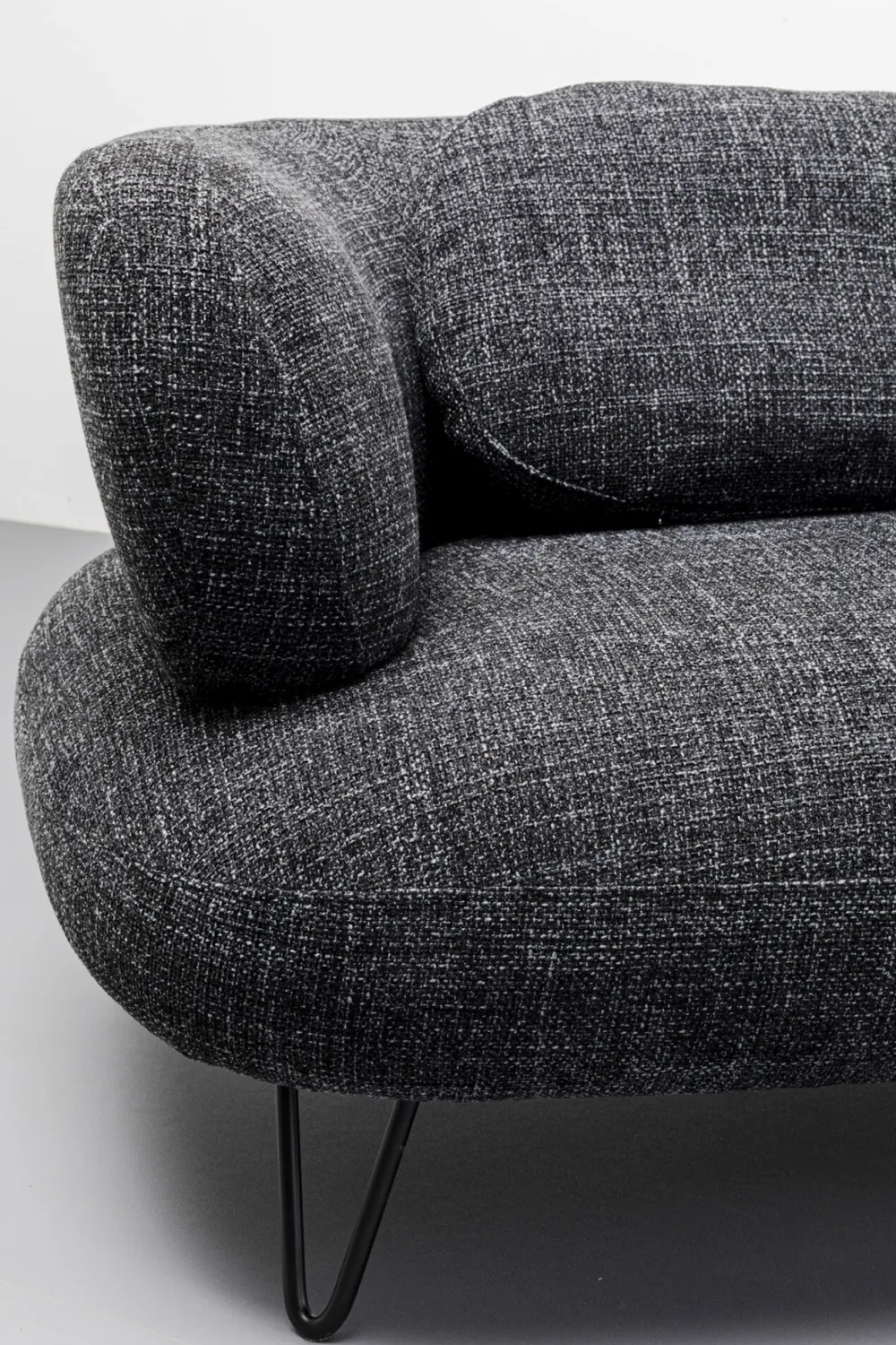 Sofy*KARE Design Sofa 2-osobowa Czarna Tkanina Melanżowa 182 Cm
