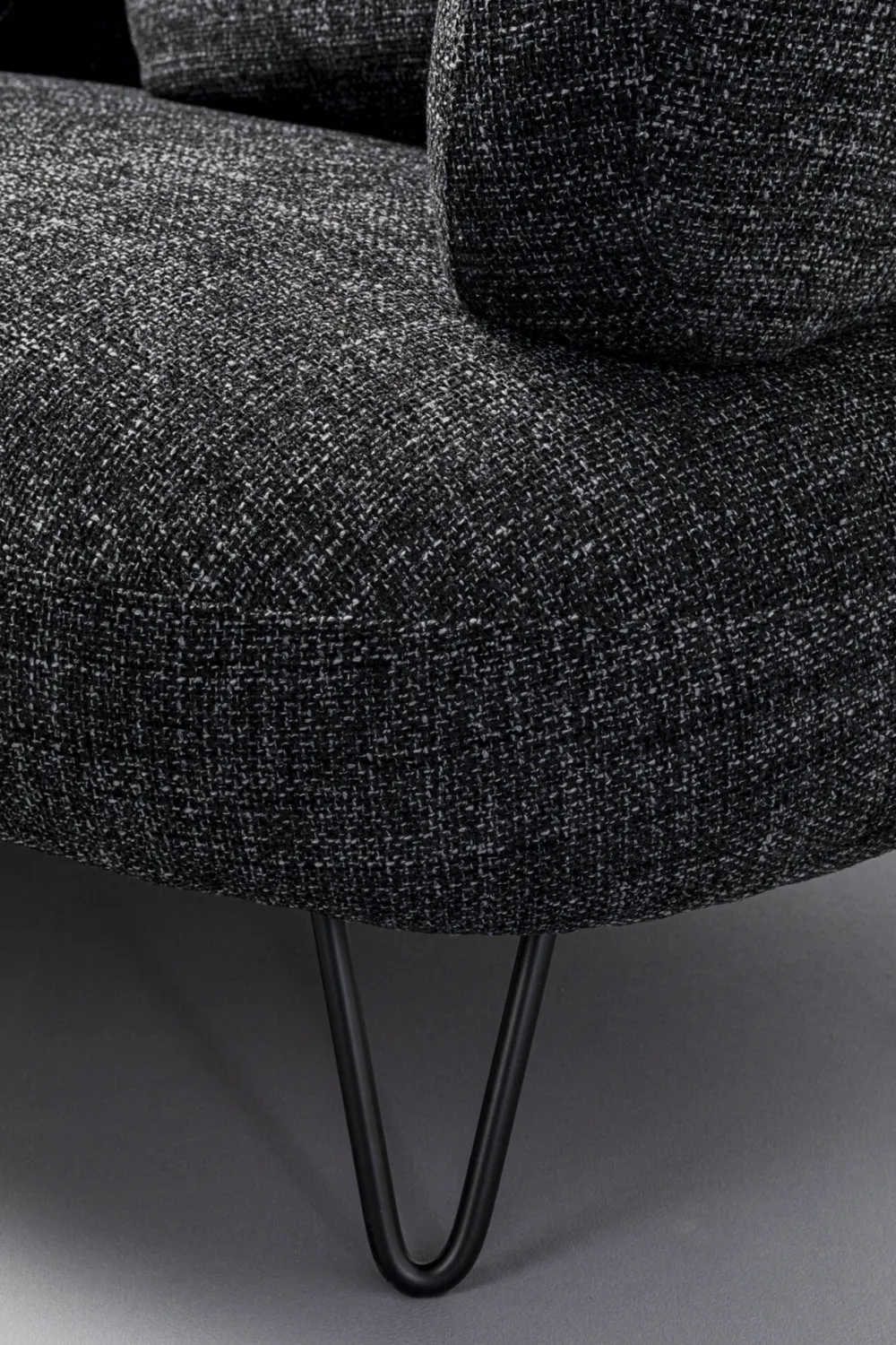 Sofy*KARE Design Sofa 2-osobowa Czarna Tkanina Melanżowa 182 Cm