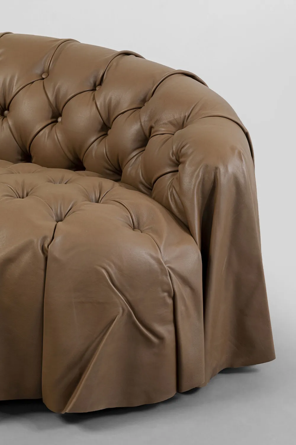 Sofy*KARE Design Sofa 3-osobowa Pikowana Brązowa Skóra Semianilinowa 226 Cm