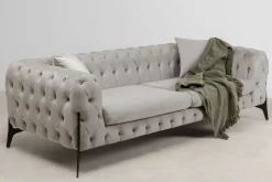 Sofy*KARE Design Sofa 3-osobowa Welurowa Pikowana Beżowa Glamour 240 Cm Nogi Czarne
