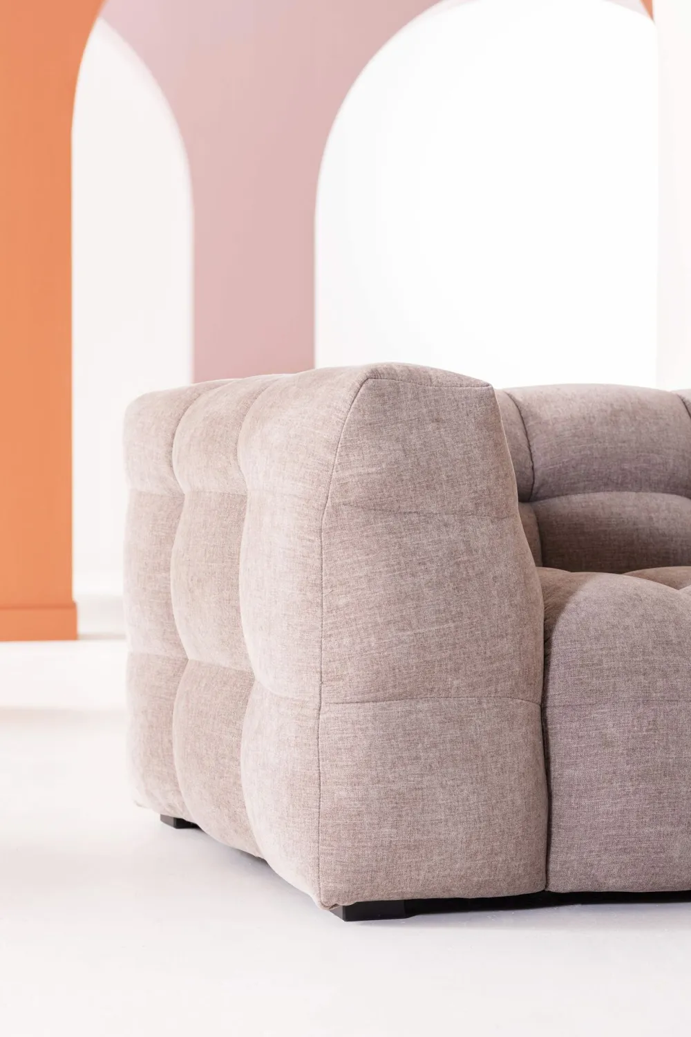 Sofy*KARE Design Sofa Pikowana 3-osobowa Jasnobrązowa 240 Cm
