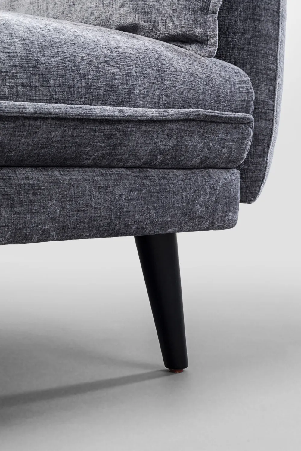 Sofy*KARE Design Sofa Rozkładana Do Salonu Szara Nogi Czarne Drewniane 216 Cm