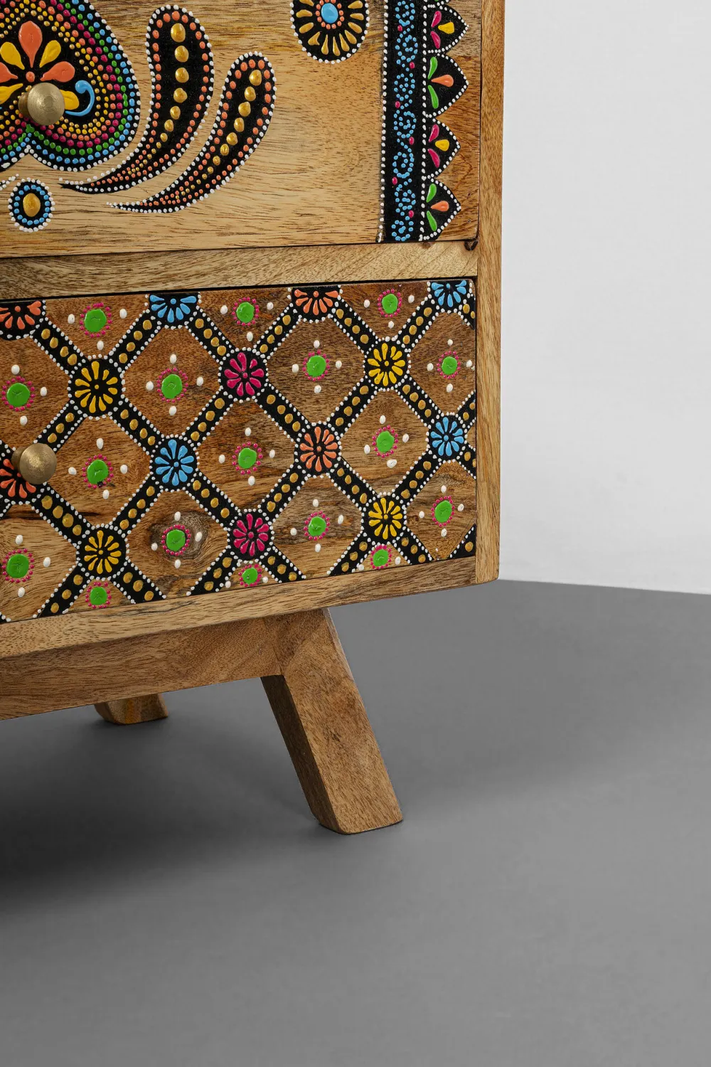 Szafki Nocne*KARE Design Szafka Nocna Z 2 Szufladami Drewno Mango Kolorowe Ornamenty 50x46 Cm