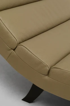 Szezlongi*KARE Design Szezlong Tapicerowany Oliwkowa Zieleń Nogi Bukowe Czarne 190 Cm
