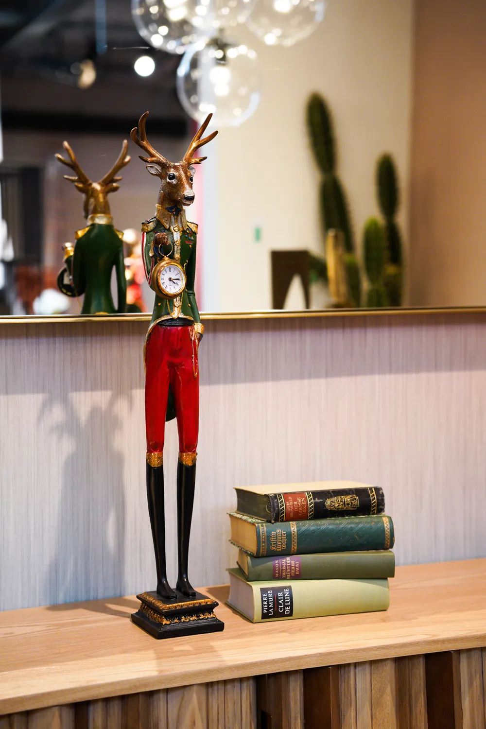 Zegary*KARE Design Zegar Stołowy Gentleman Deer 14x72 Cm Kolorowy