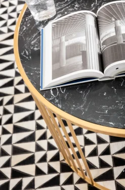Stoliki Kawowe*KARE Design Zestaw Dwóch Stolików Kawowych Roma - Złote - Blaty Marmur